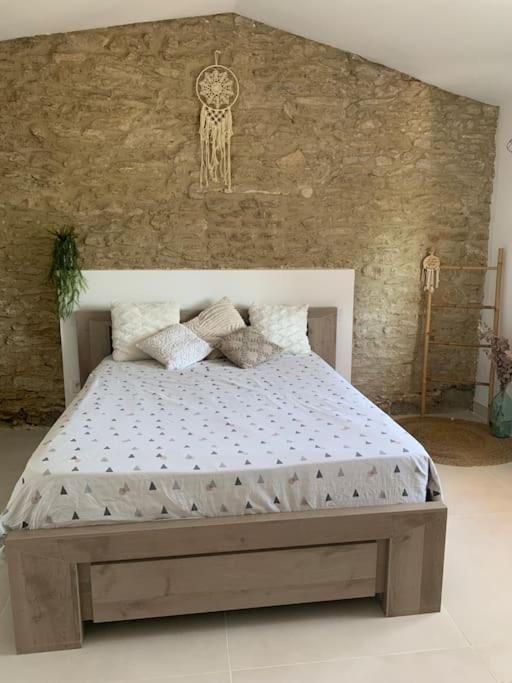 Maison De Vacances Toute Equipee A 5Mn Du Pont-Du-Gard Au Coeur De Sernhac ภายนอก รูปภาพ